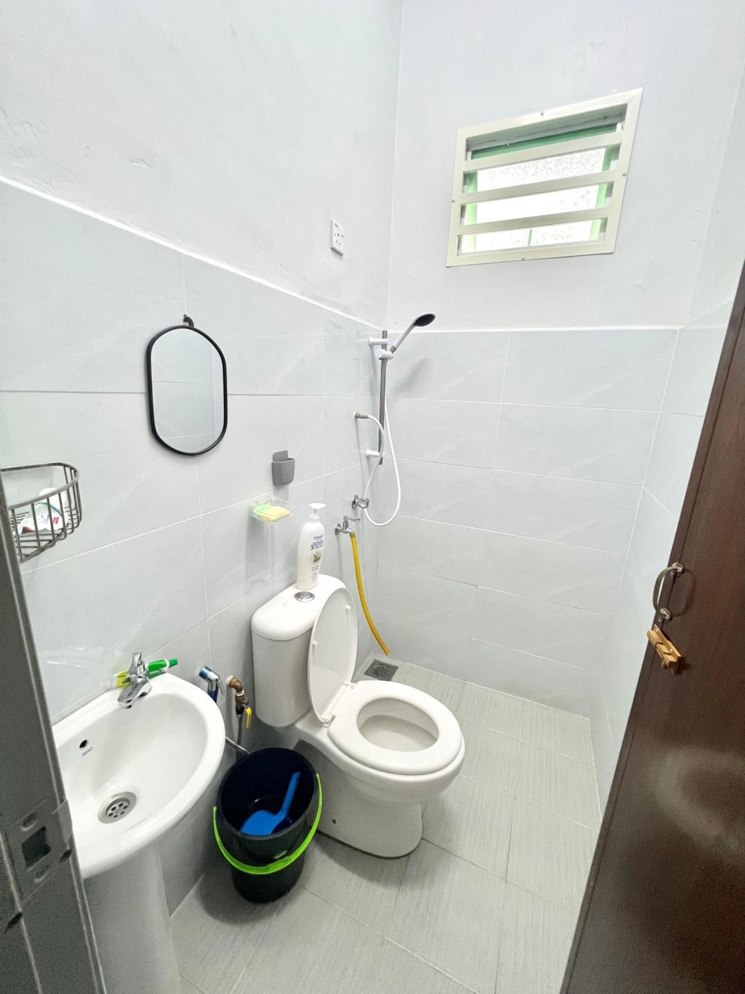 Teratai Homestay 3 Batu Buruk Kuala Terengganu Exterior foto